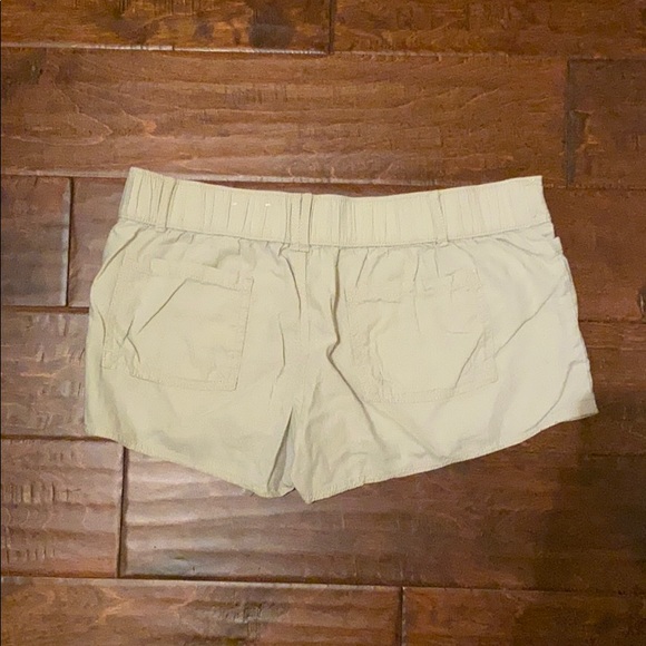 Khaki drawstring shorts - Picture 2 of 2